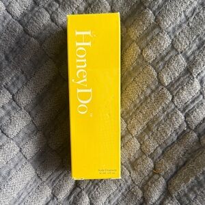 Yellow Hair Treatment & Mask